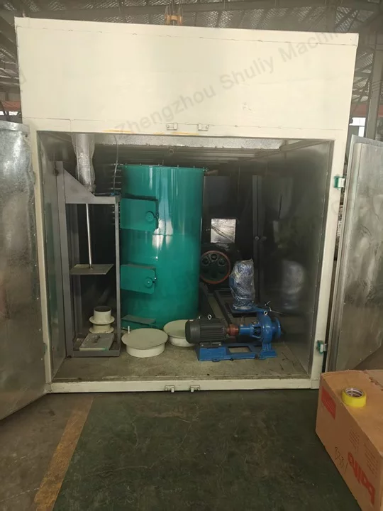 Un client chypriote investit dans une machine de formation de plateaux à œufs 4*8 pour développer son activité d'emballage d'œufs. Emballage de machine
