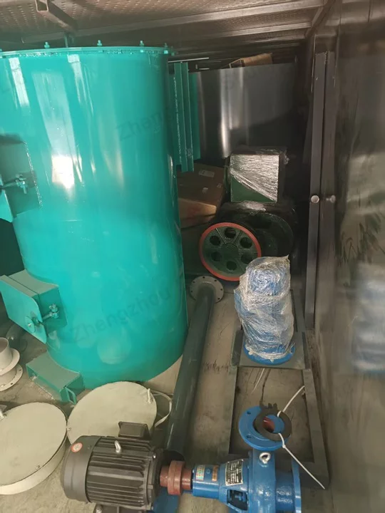 Un client chypriote investit dans une machine de formation de plateaux à œufs 4*8 pour développer son activité d'emballage d'œufs 11 Machine à pâte