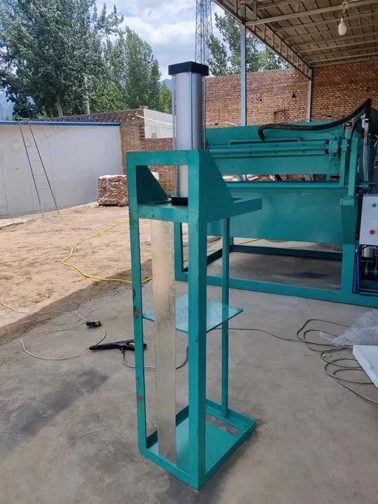 How Can Waste Paper Be Turned Into High-Value Egg Trays? 18 Egg tray packaging machine