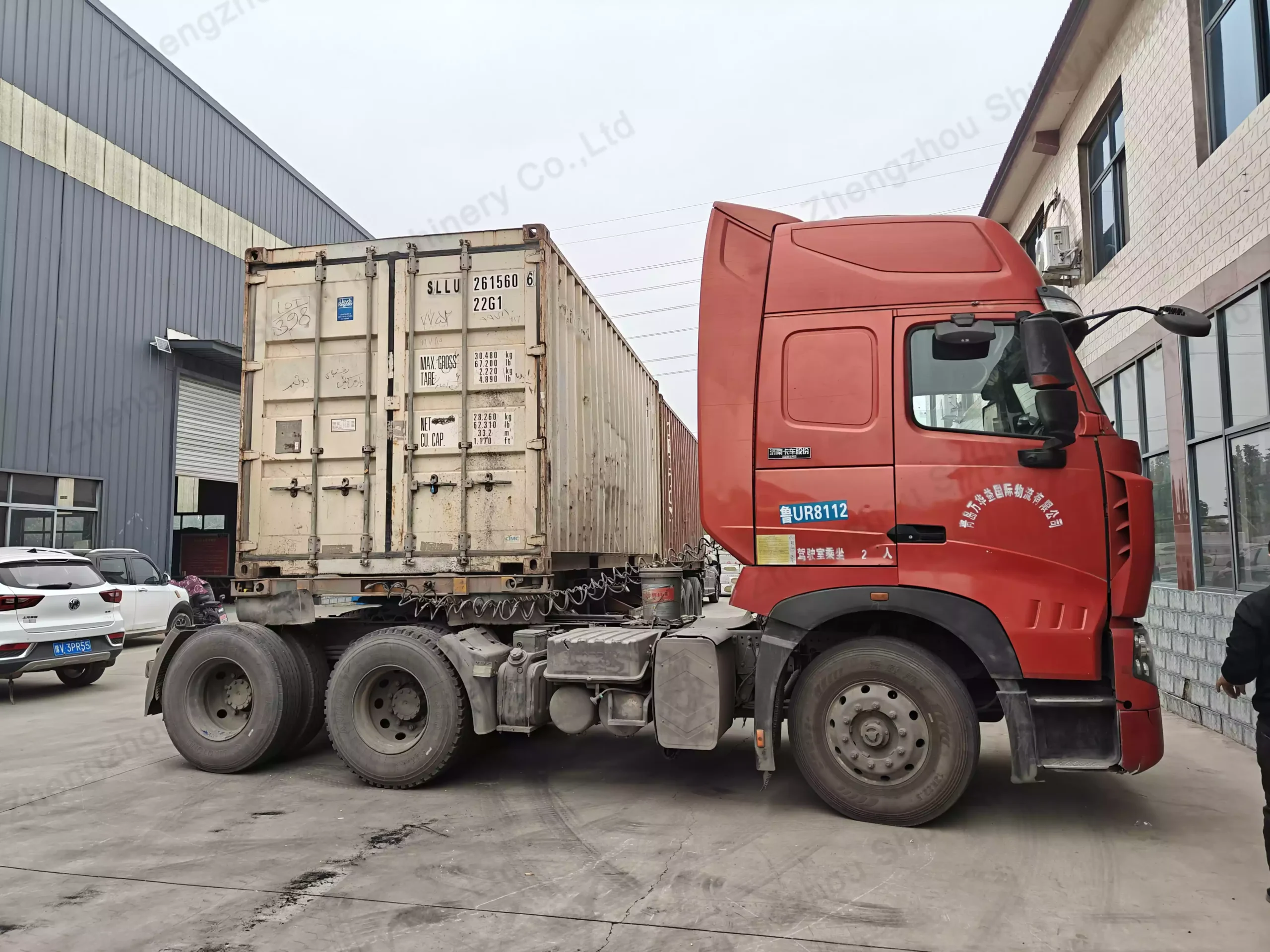 تحويل النفايات إلى ثروة في قطر: قصة نجاح مع آلة صنع صواني البيض الأوتوماتيكية الخاصة بنا