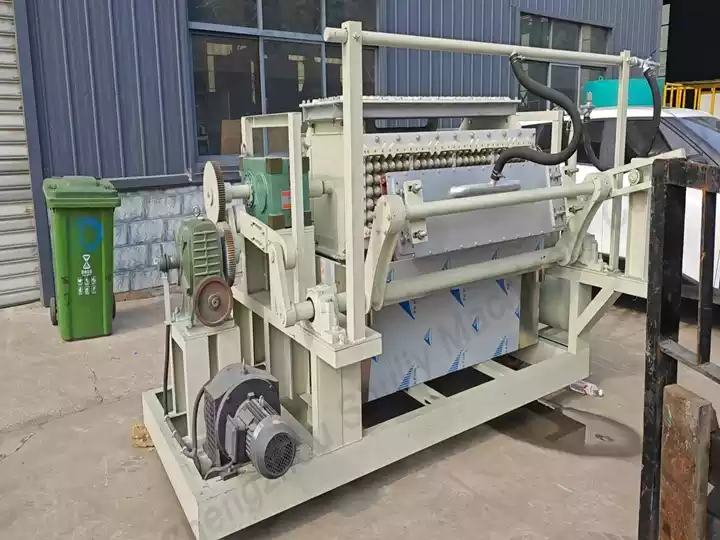 shoe support forming machine