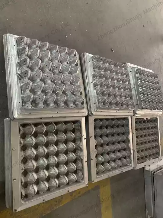 Modular split egg tray mould easy replacement