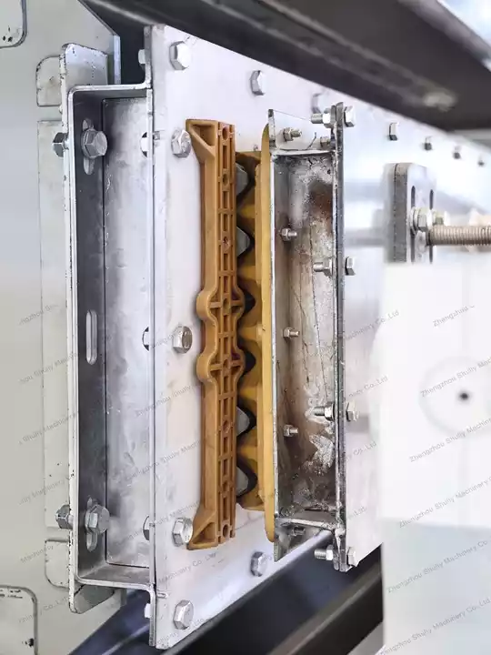 Bedpan Making Machine | Automatic Molded Pulp Bedpan Machine 14 Bedpan forming system